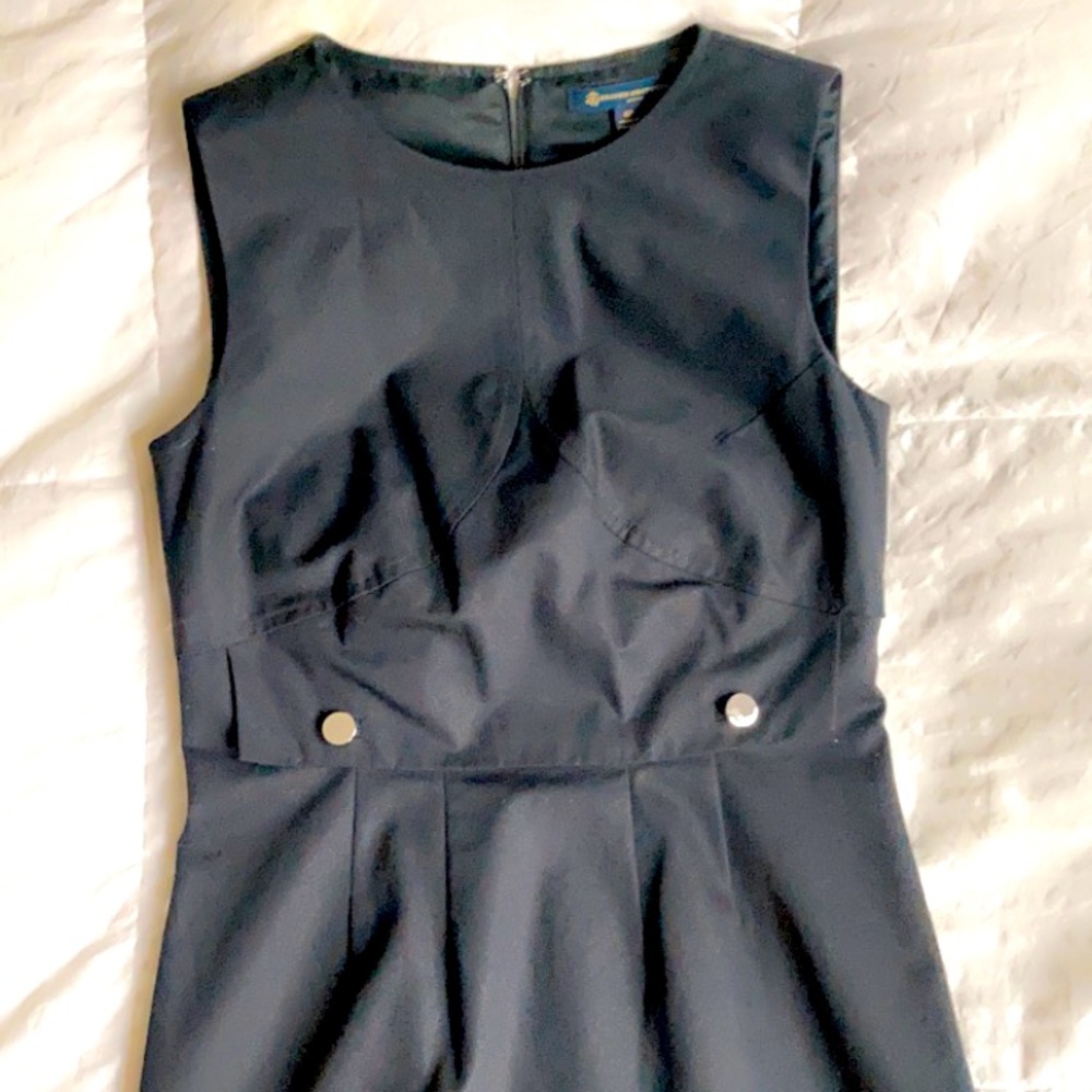 Brooks Brothers SZ 4P LBD pencil / fitted bottom